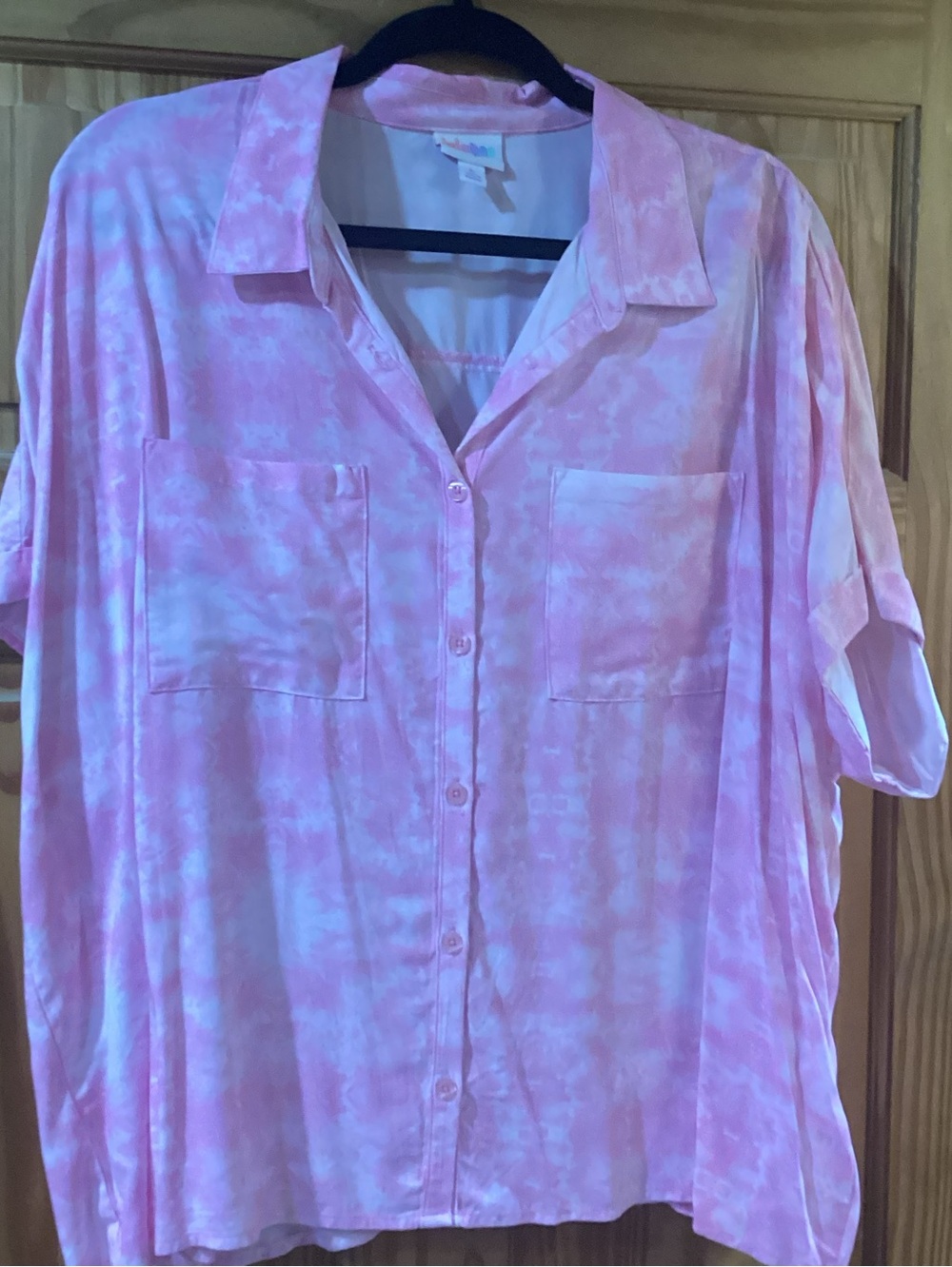 LuLaRoe Amy Shirt - pink & white watercolor- L